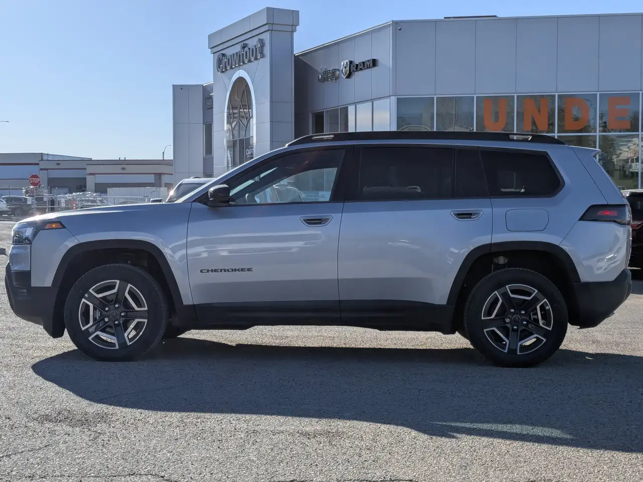 Jeep Cherokee снимка Jeep Cherokee