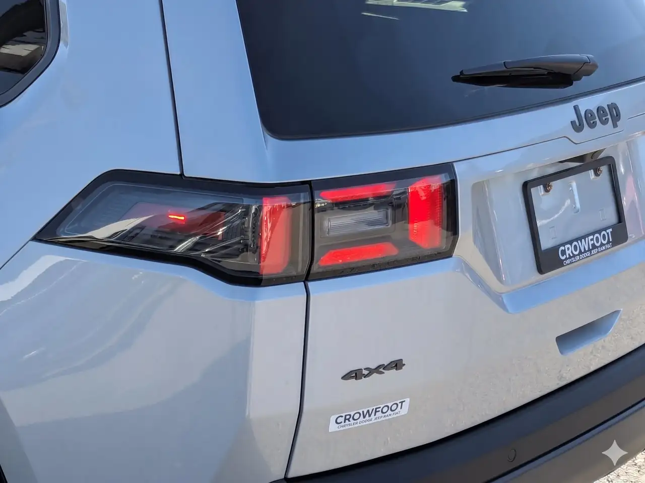 Jeep Cherokee снимка Jeep Cherokee