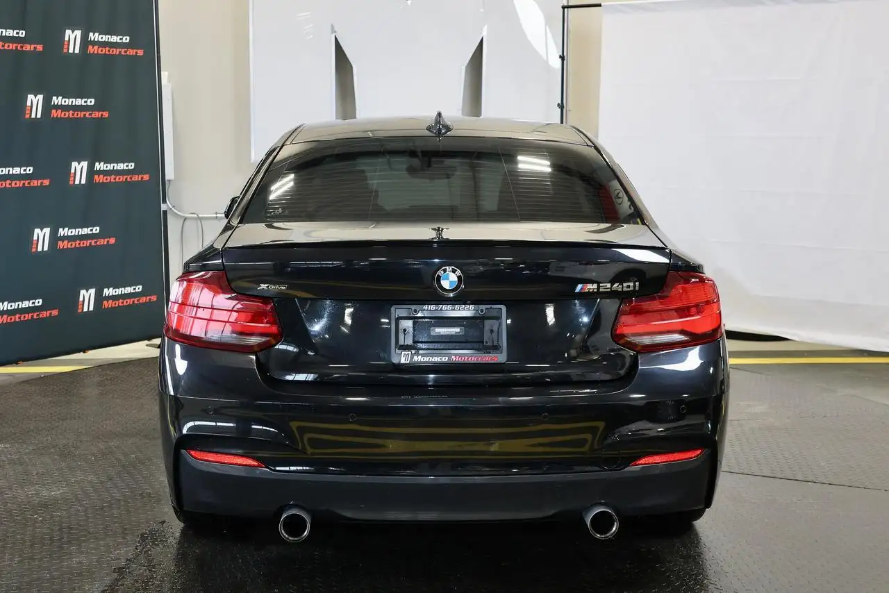 BMW 2 Series снимка BMW 2 Series
