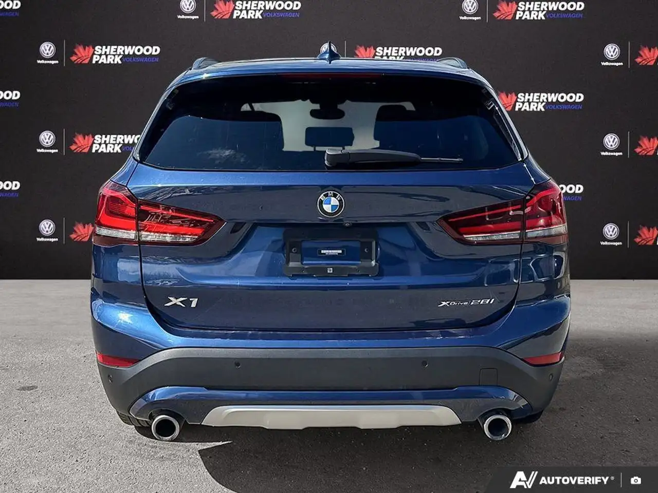 BMW X1 снимка BMW X1