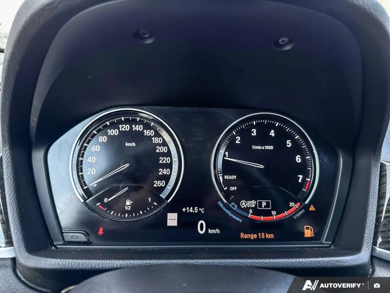 BMW X1 снимка BMW X1