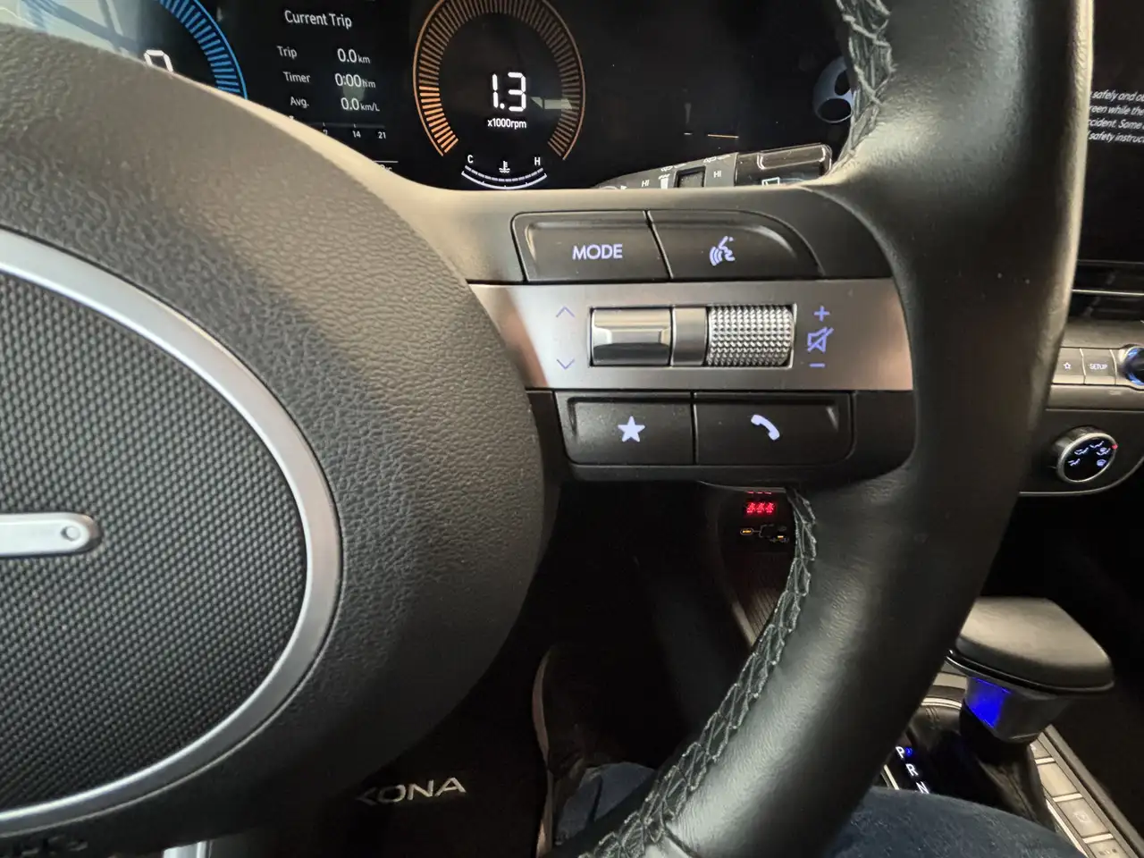 Hyundai KONA снимка Hyundai KONA
