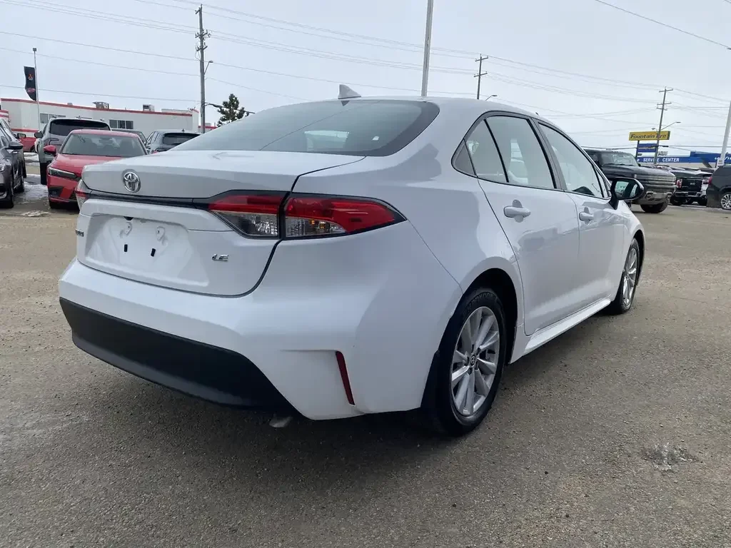 Toyota Corolla снимка Toyota Corolla