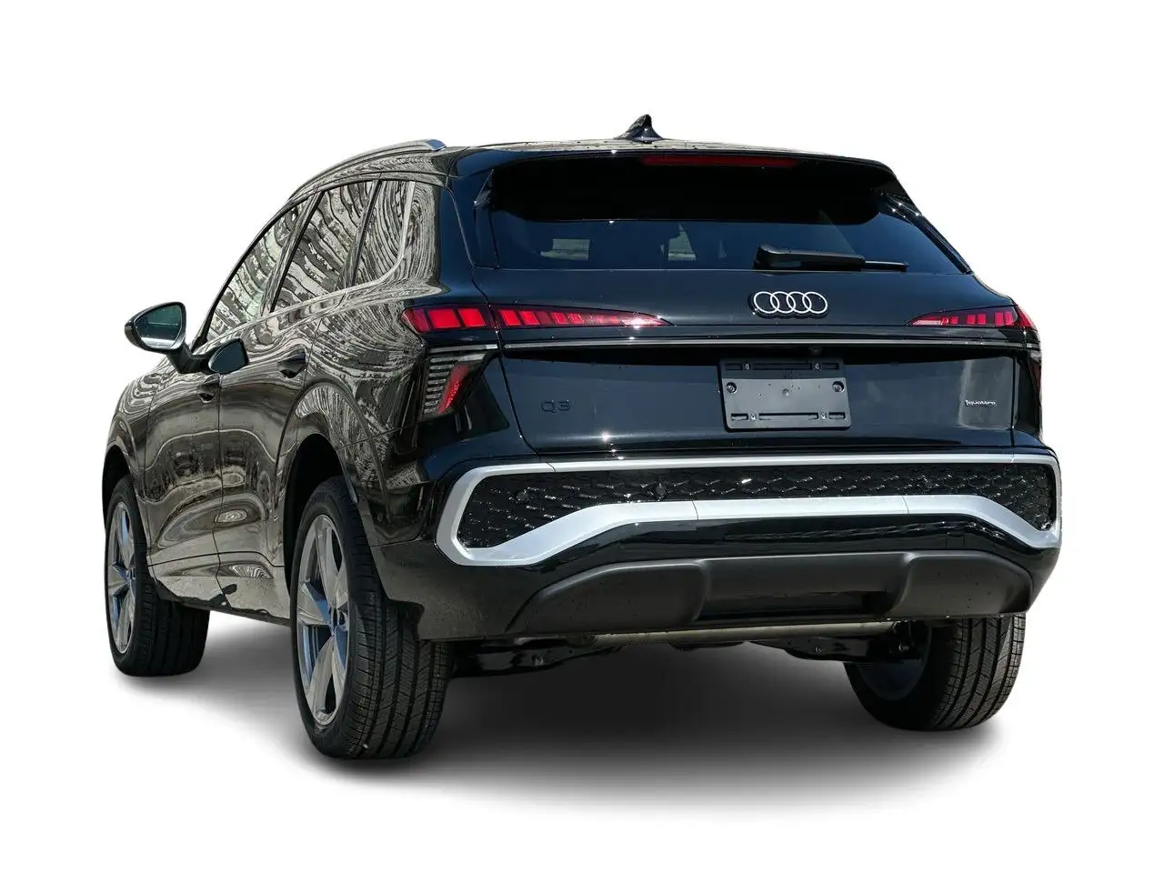 Audi Q3 photo Audi Q3