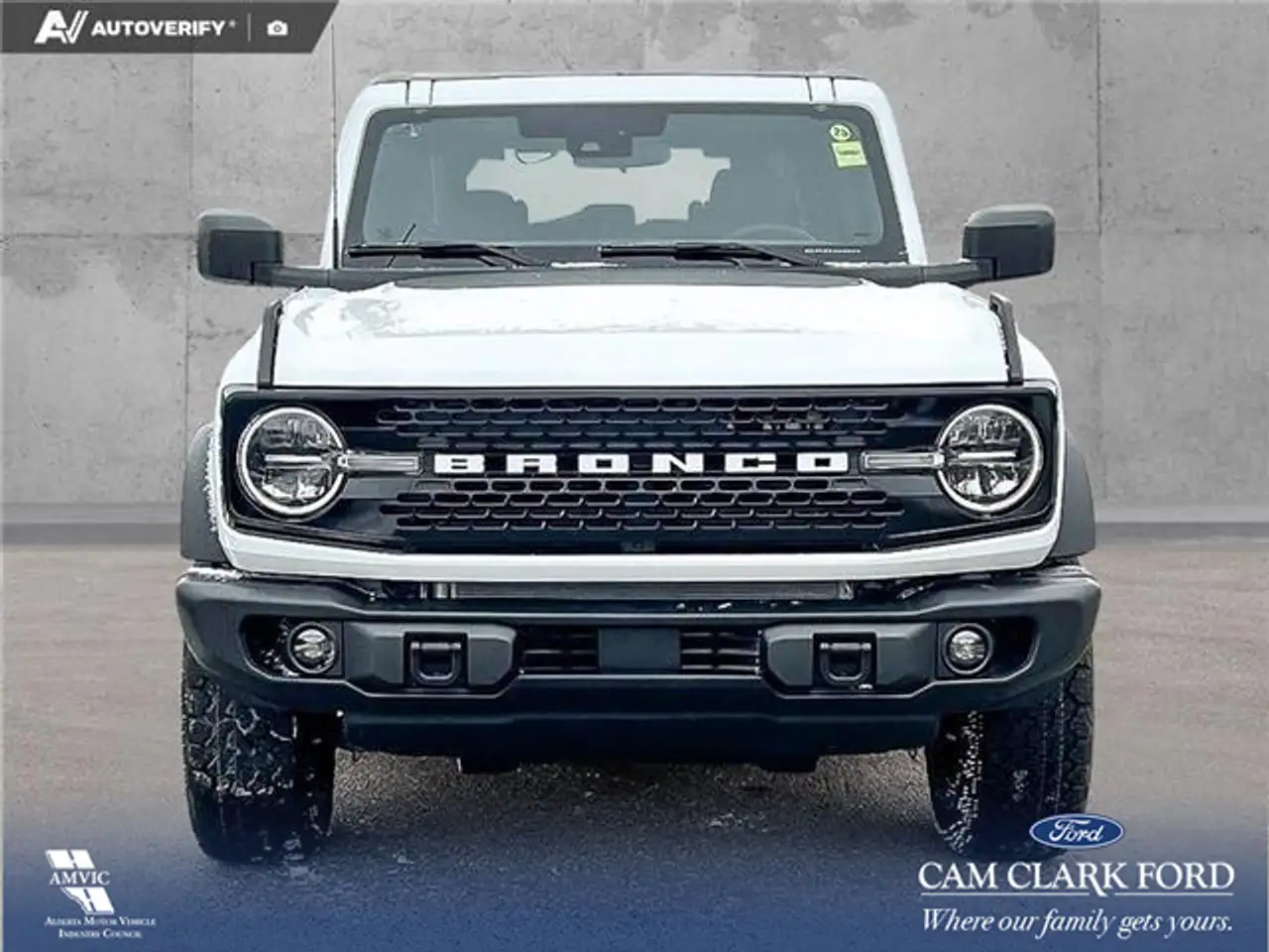 Ford Bronco снимка Ford Bronco