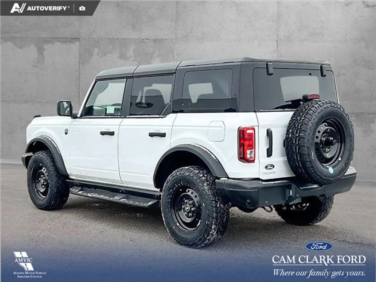 Ford Bronco снимка Ford Bronco
