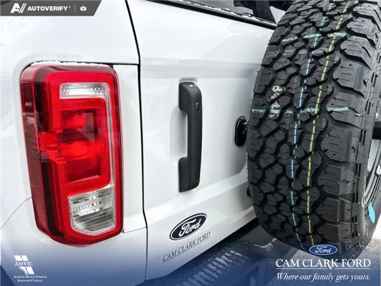 Ford Bronco снимка Ford Bronco