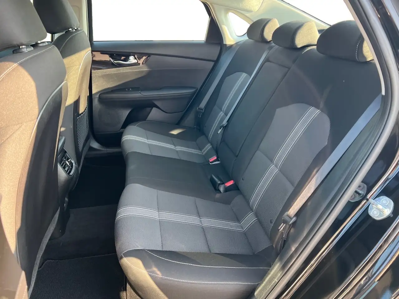 Kia Forte снимка Kia Forte