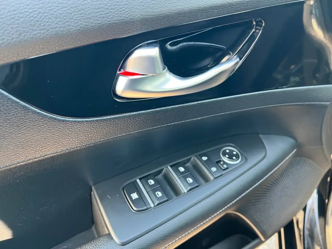 Kia Forte снимка Kia Forte