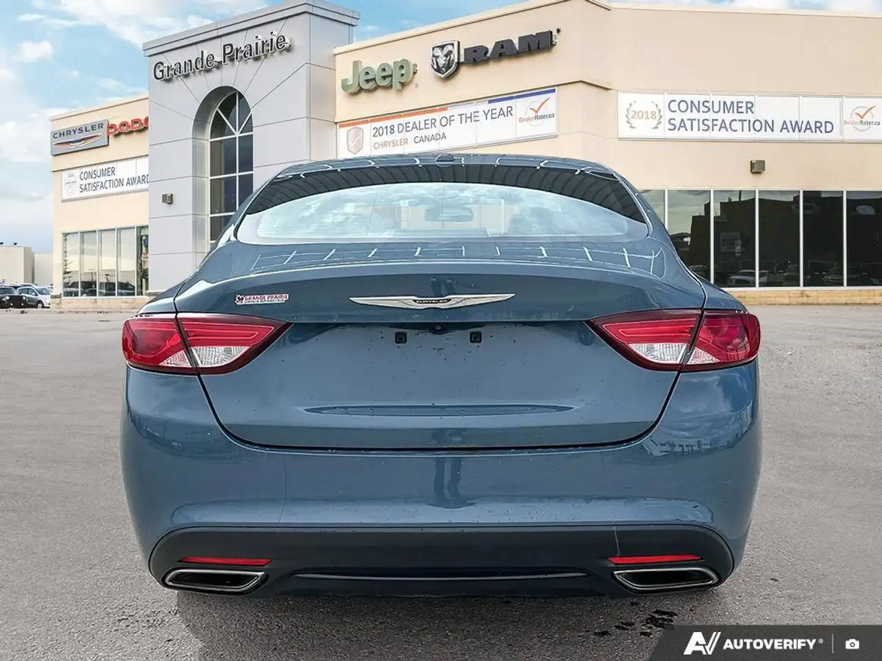 Chrysler 200 photo Chrysler 200