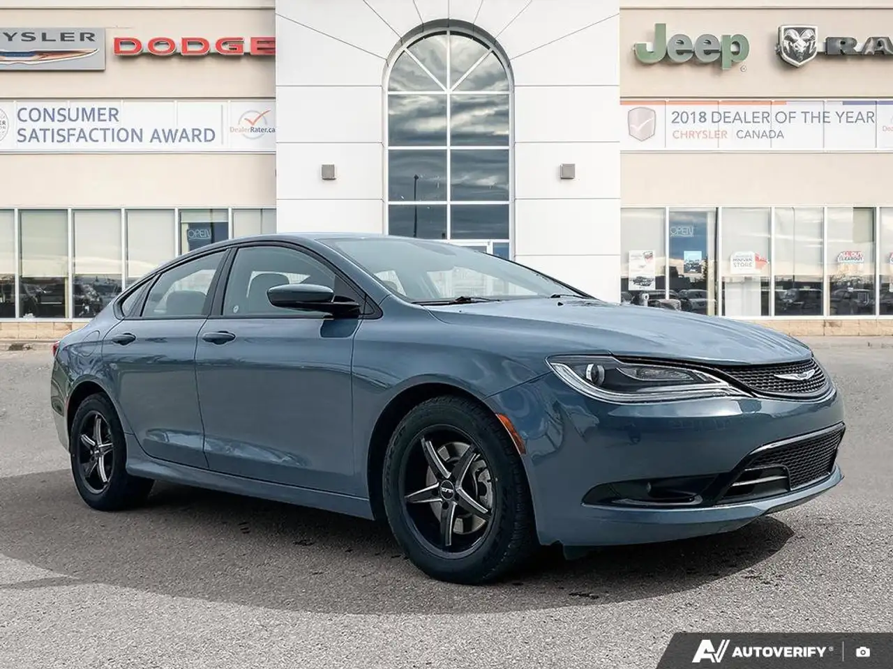 Chrysler 200 photo Chrysler 200