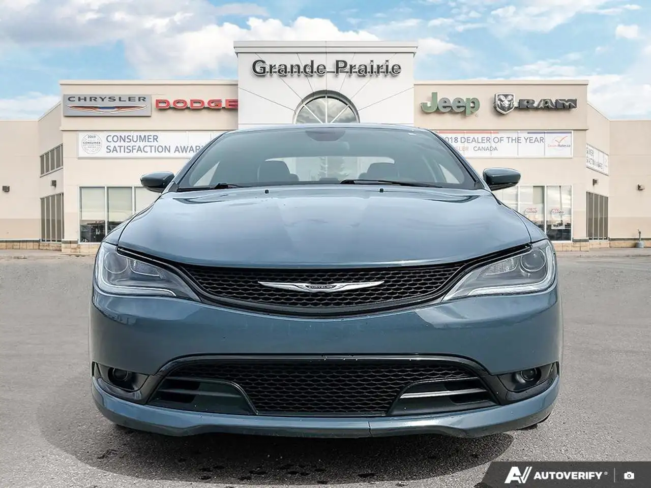 Chrysler 200 photo Chrysler 200