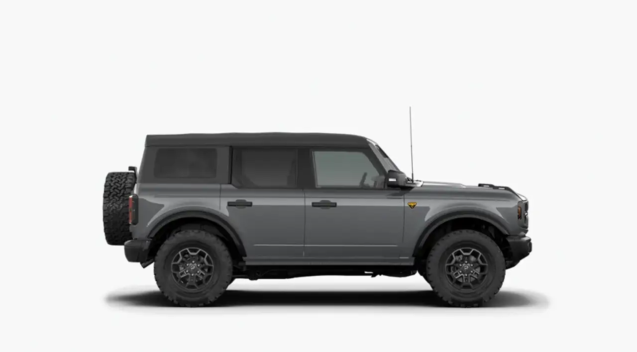 Ford Bronco снимка Ford Bronco