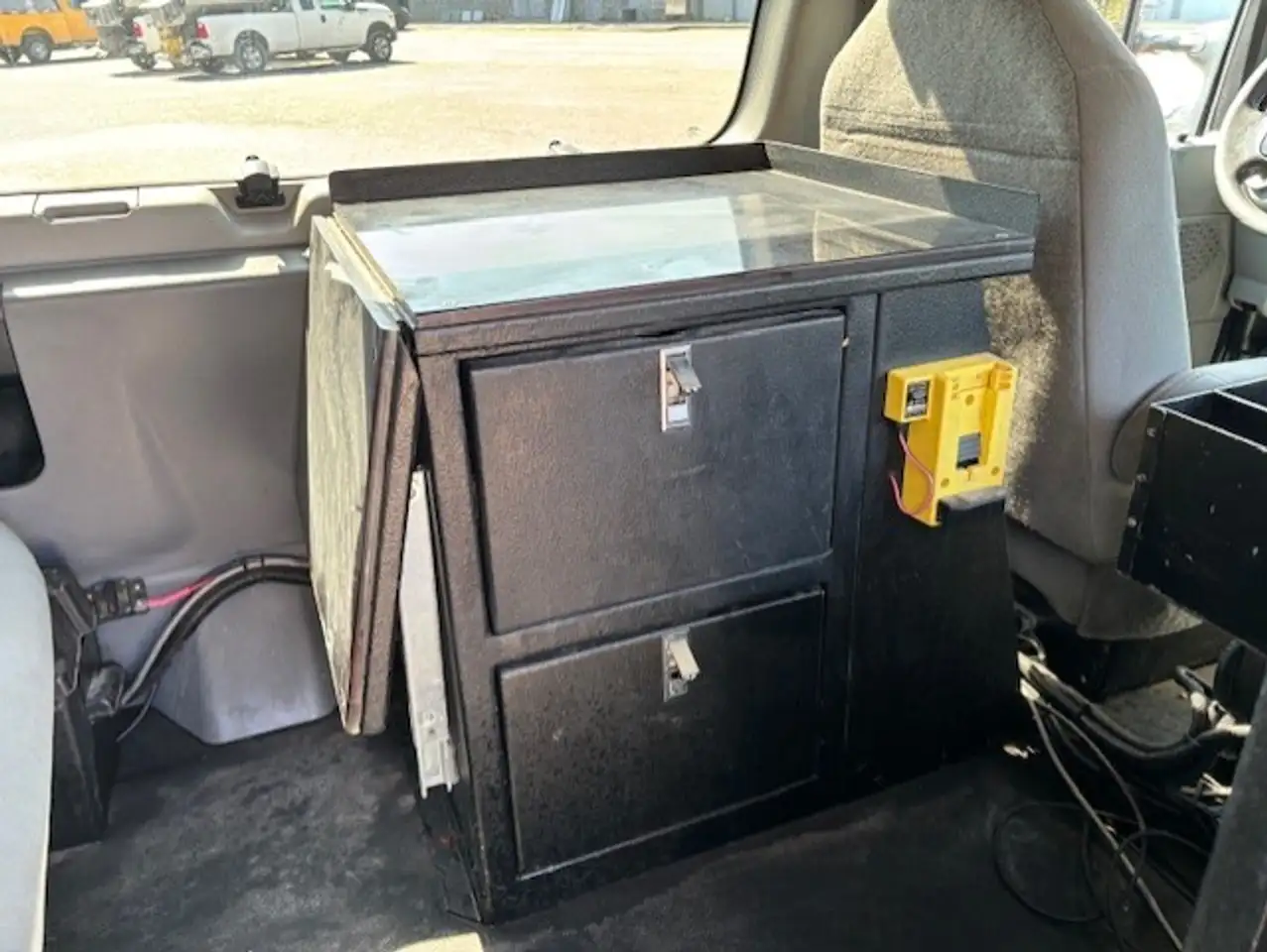 Ford Econoline снимка Ford Econoline