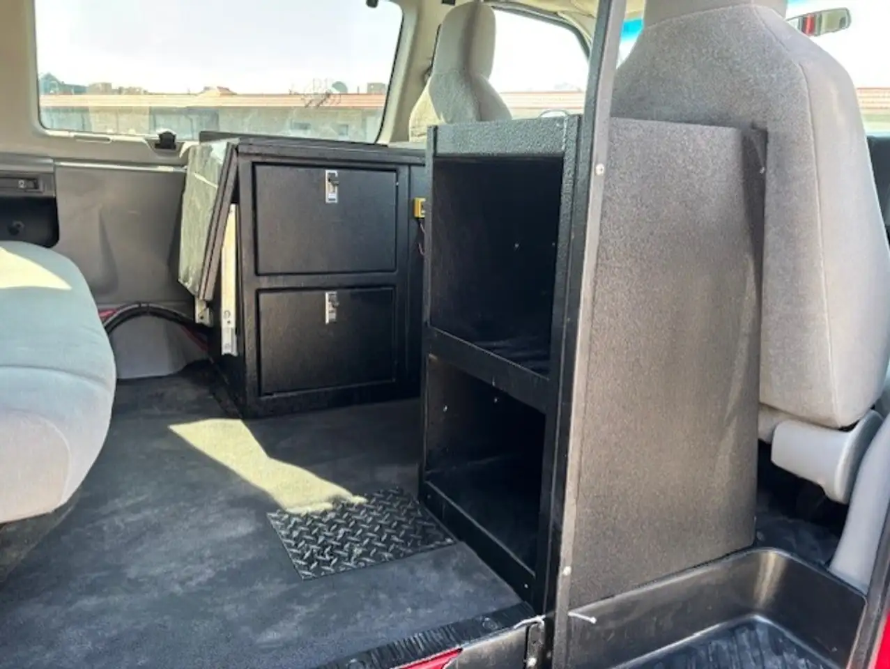 Ford Econoline снимка Ford Econoline