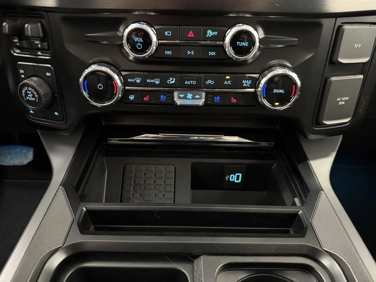 Ford F 350 снимка Ford F 350