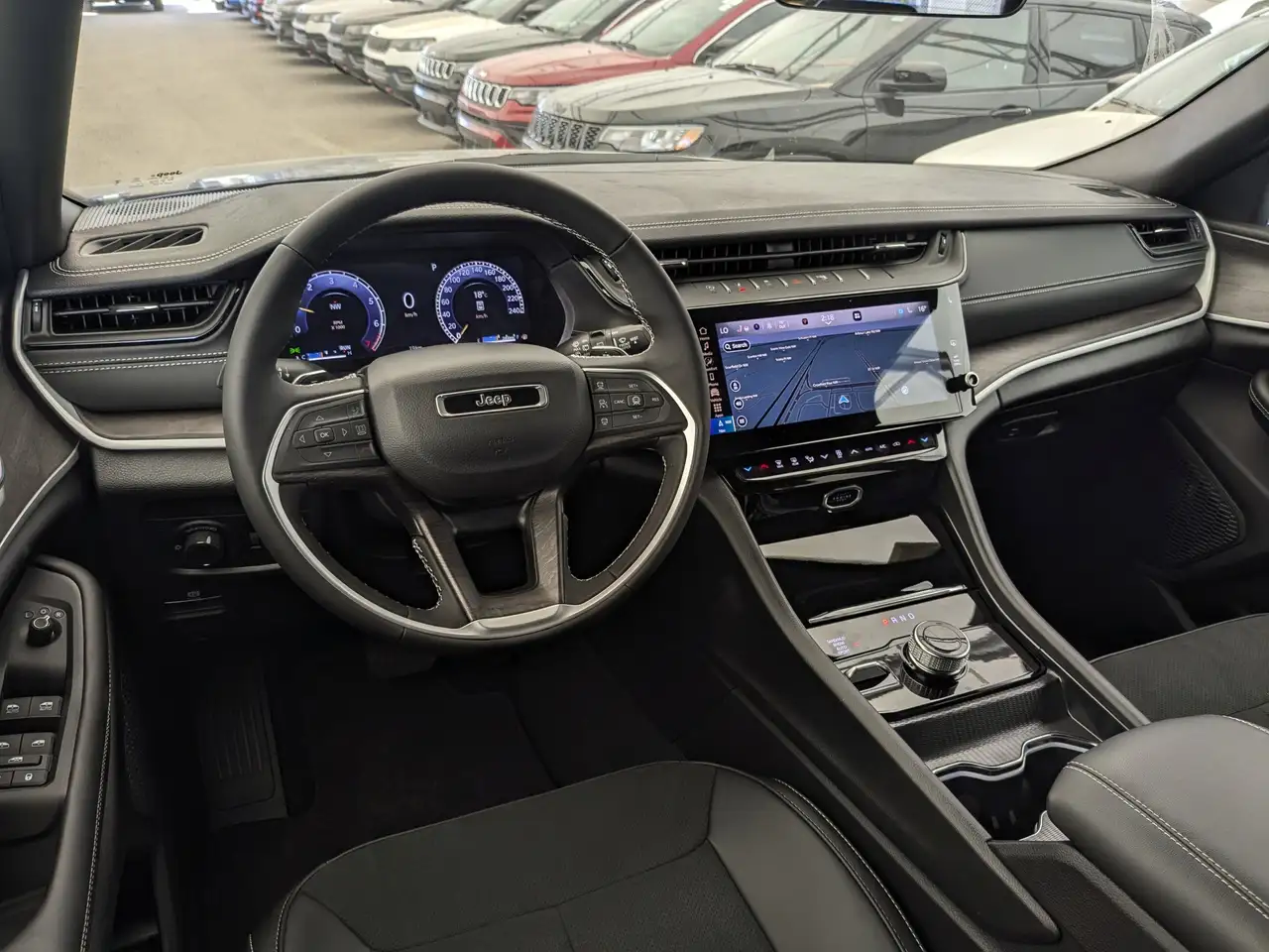 Jeep Grand Cherokee снимка Jeep Grand Cherokee