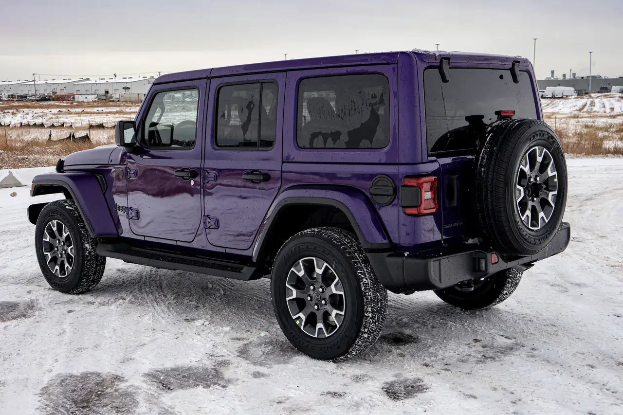 Jeep Wrangler снимка Jeep Wrangler