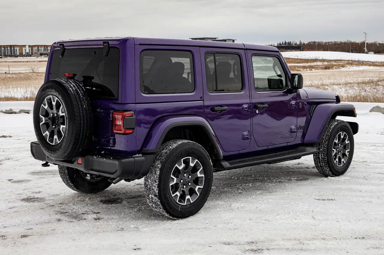 Jeep Wrangler снимка Jeep Wrangler