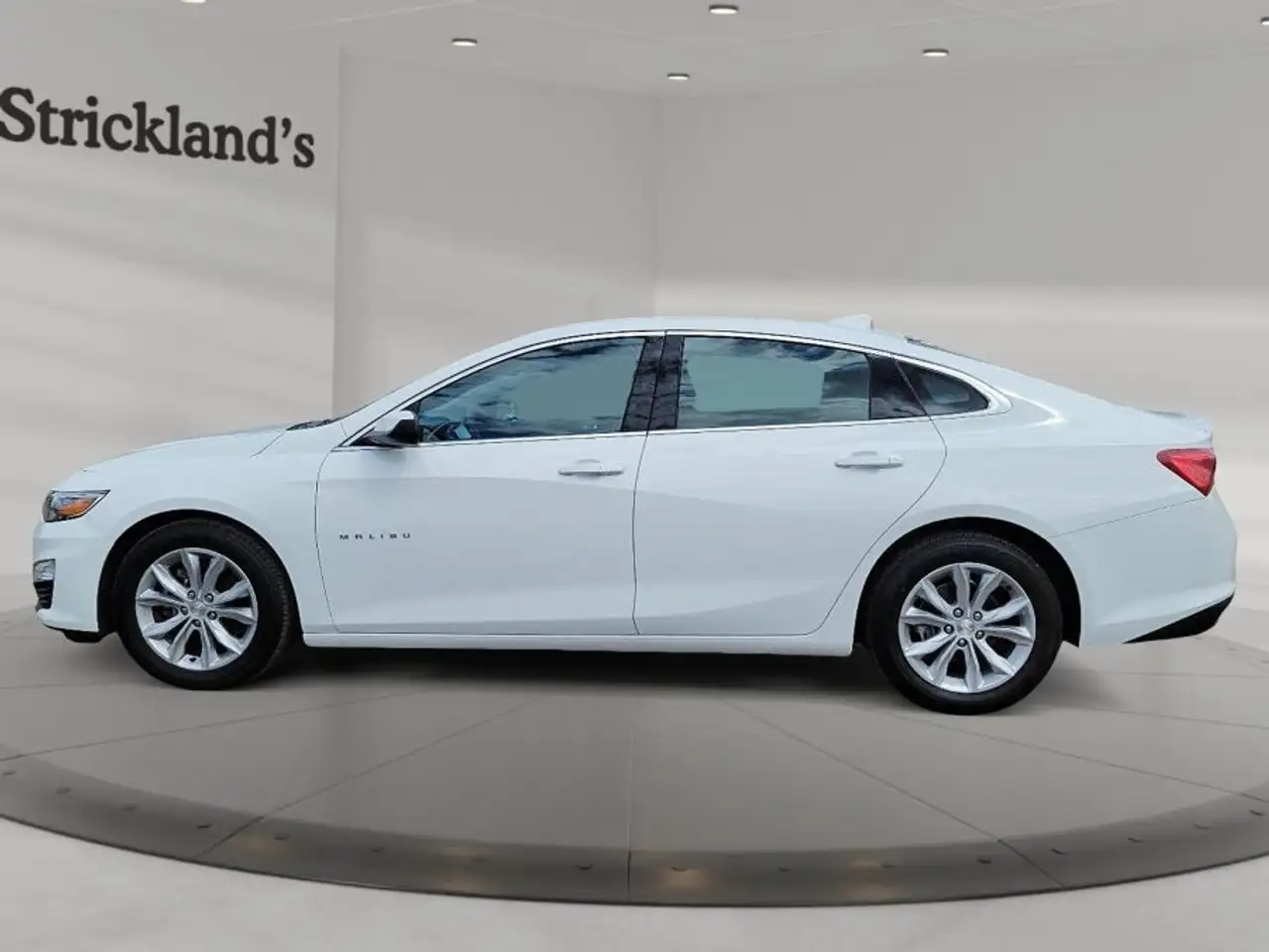 Chevrolet Malibu снимка Chevrolet Malibu