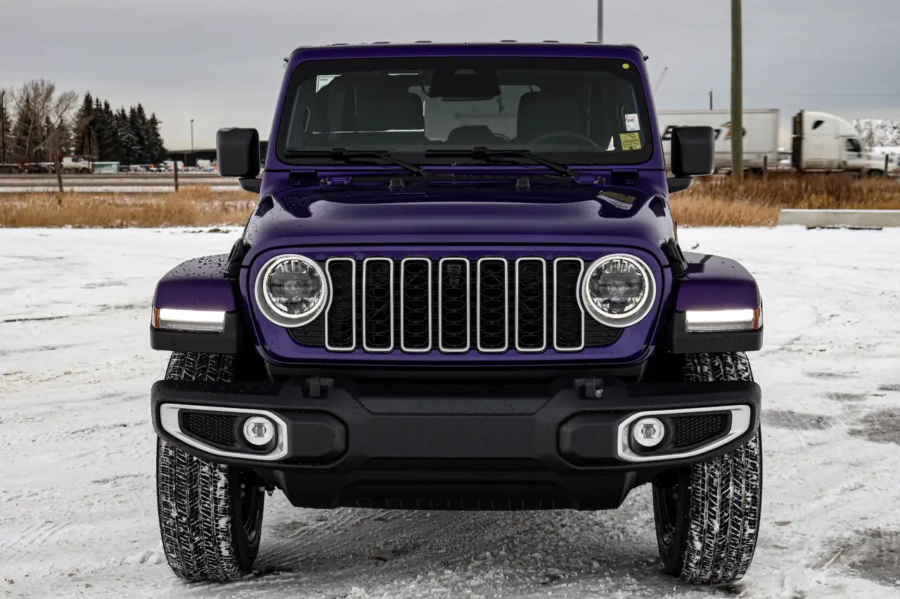 Jeep Wrangler снимка Jeep Wrangler