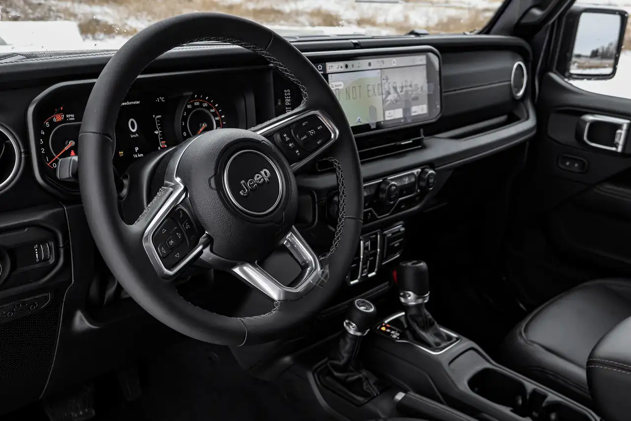 Jeep Wrangler снимка Jeep Wrangler