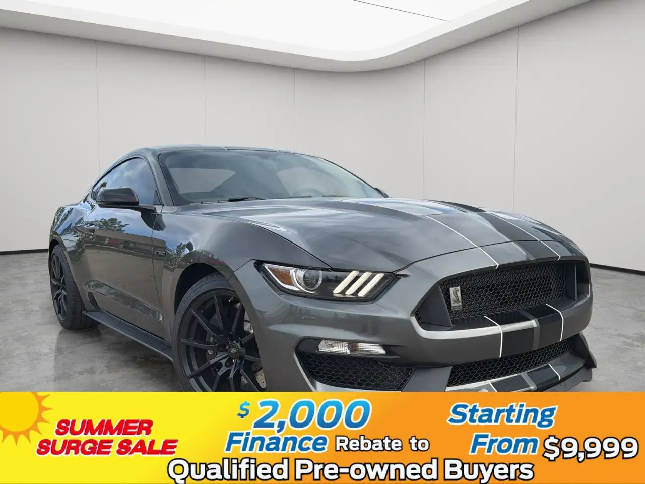 Ford Mustang снимка Ford Mustang