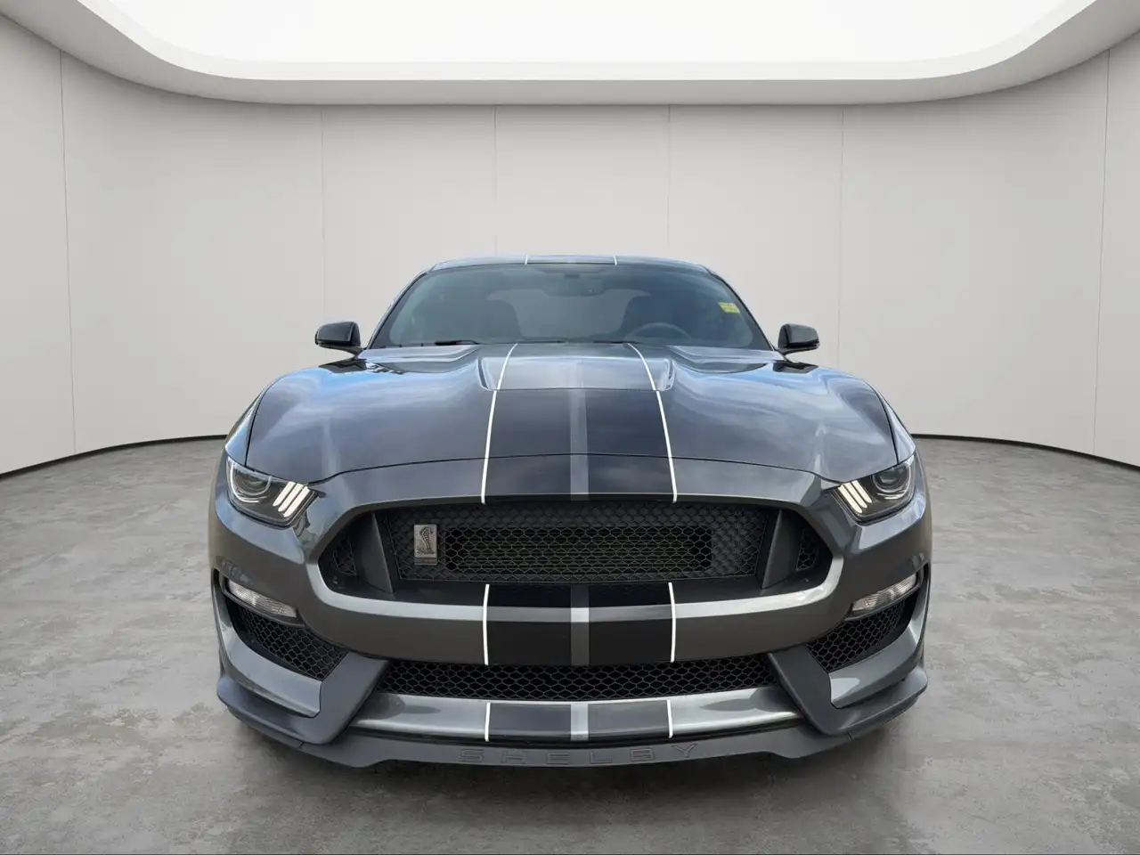 Ford Mustang снимка Ford Mustang
