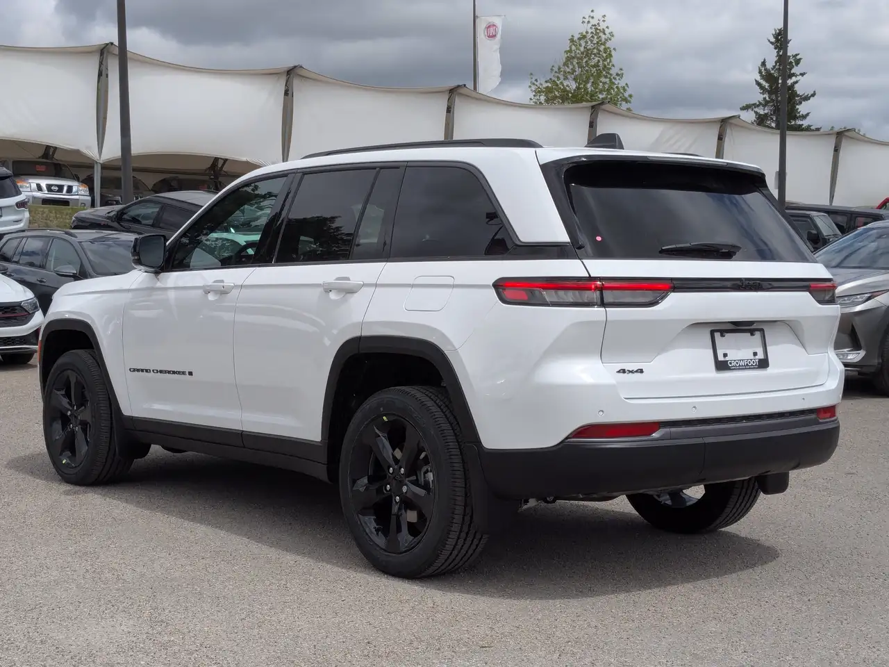Jeep Grand Cherokee снимка Jeep Grand Cherokee