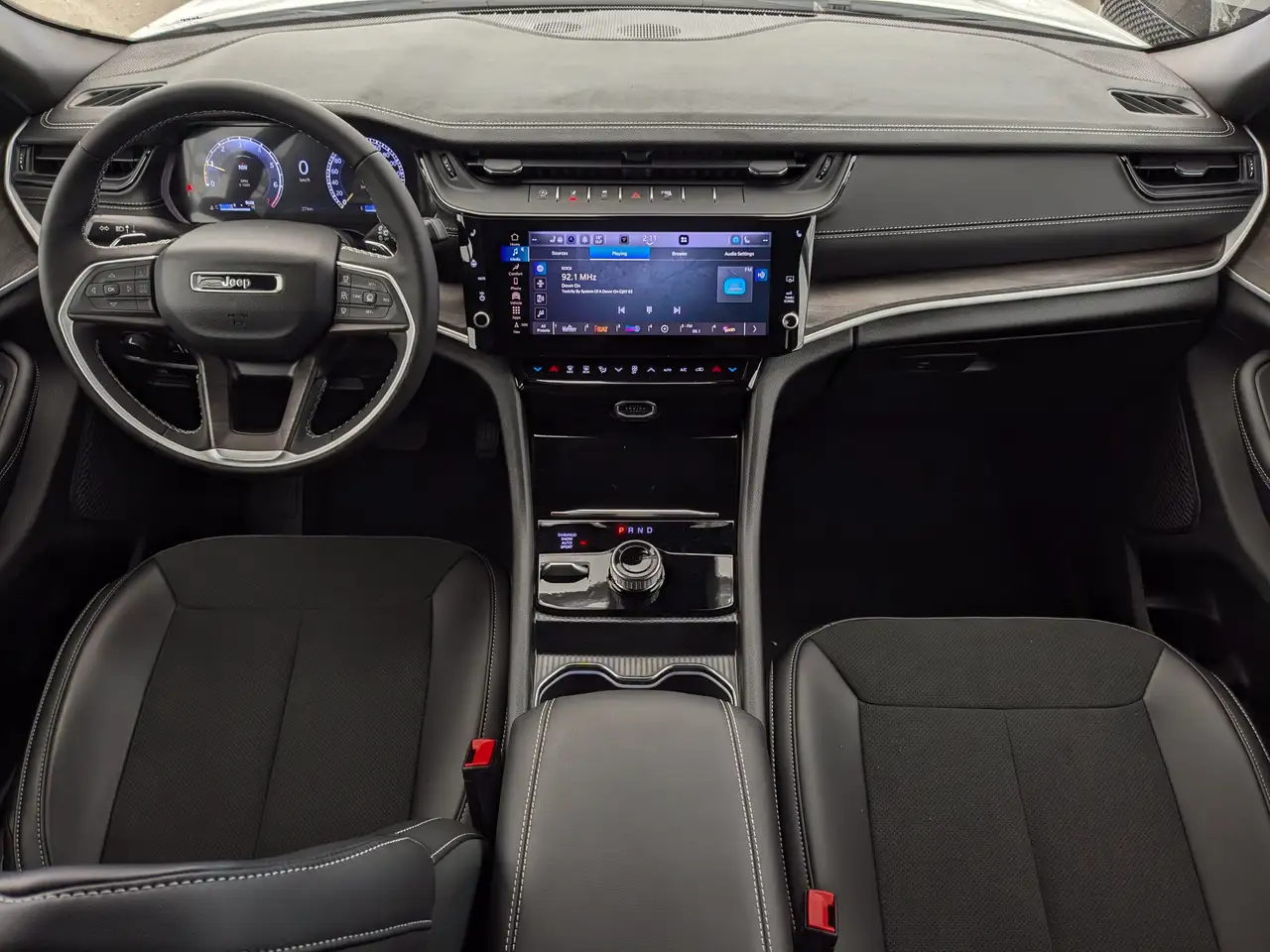 Jeep Grand Cherokee снимка Jeep Grand Cherokee