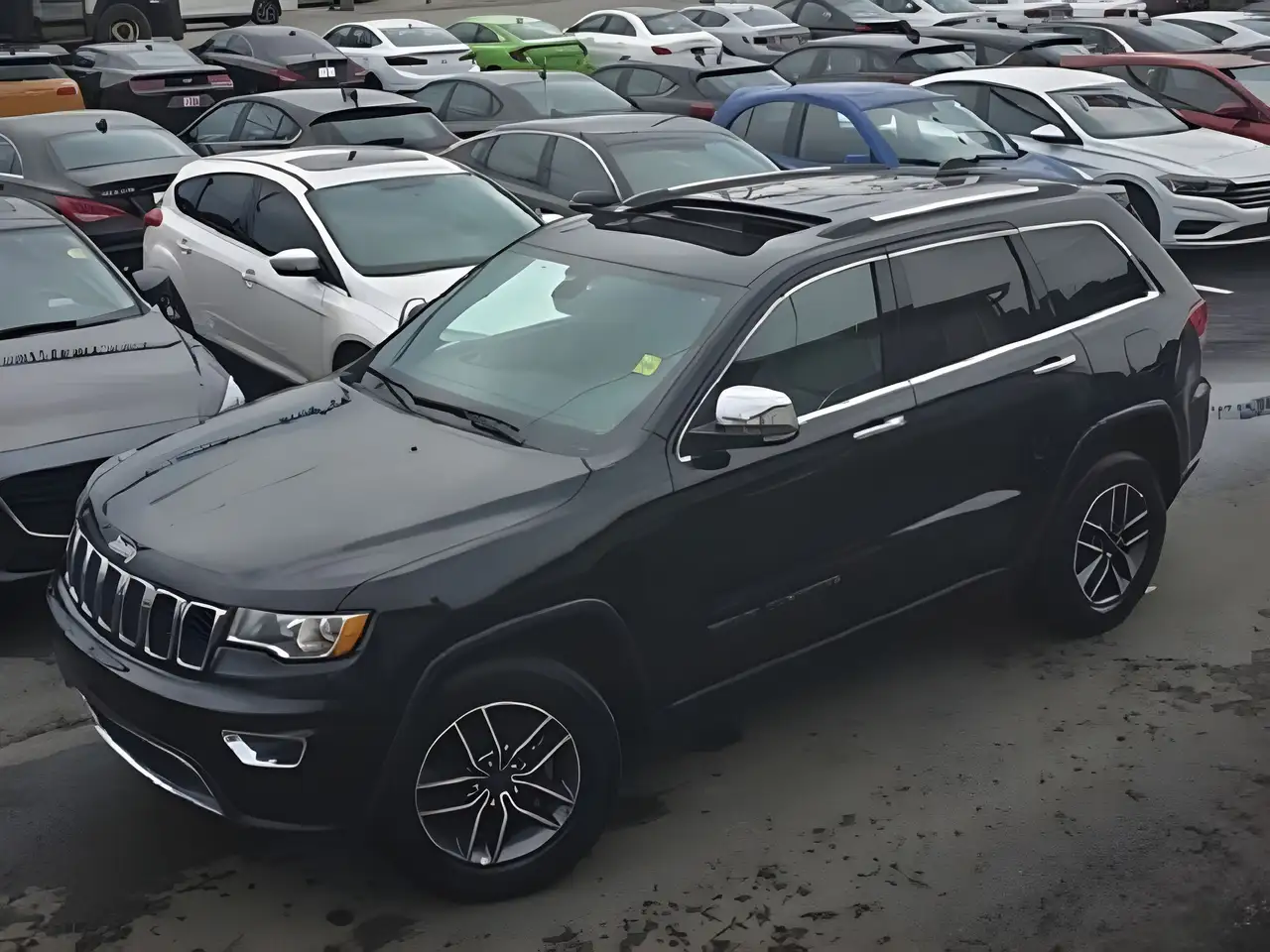 Jeep Grand Cherokee снимка Jeep Grand Cherokee