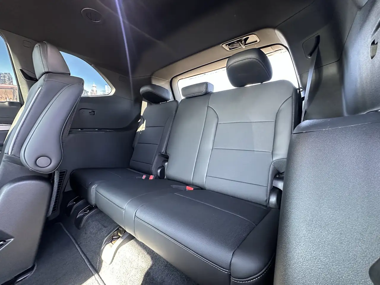 Buick Enclave снимка Buick Enclave