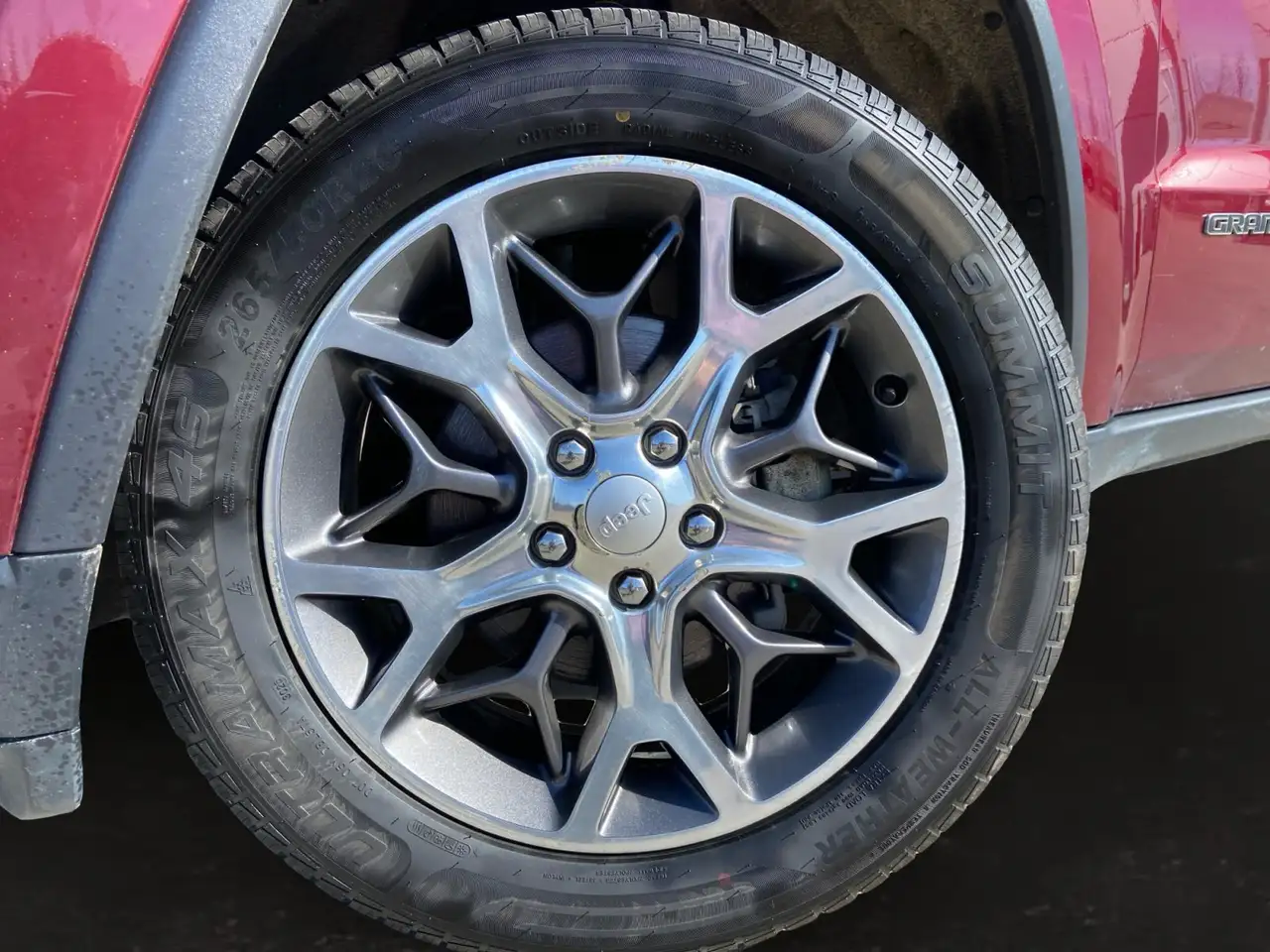 Jeep Grand Cherokee снимка Jeep Grand Cherokee
