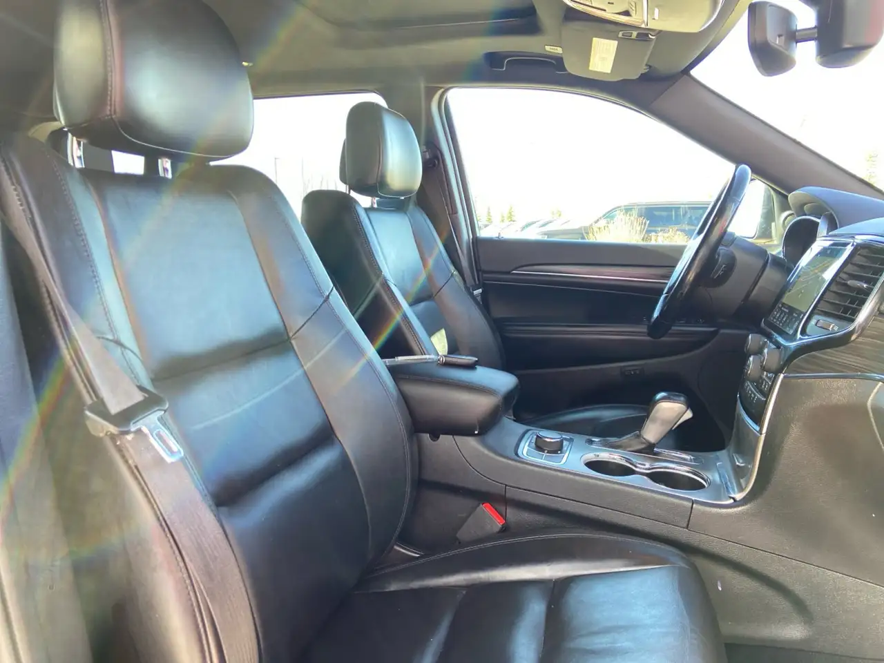 Jeep Grand Cherokee снимка Jeep Grand Cherokee