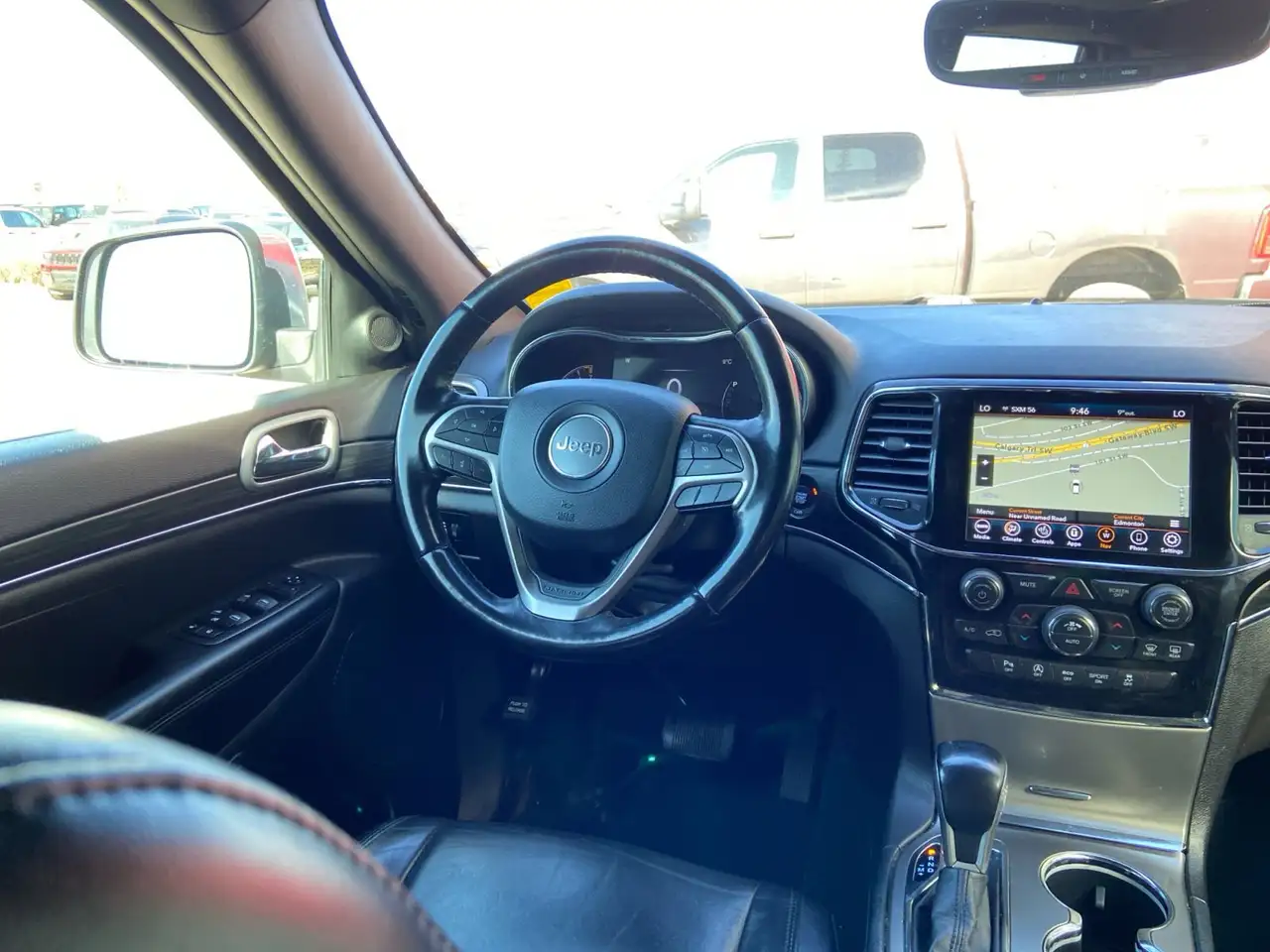 Jeep Grand Cherokee снимка Jeep Grand Cherokee