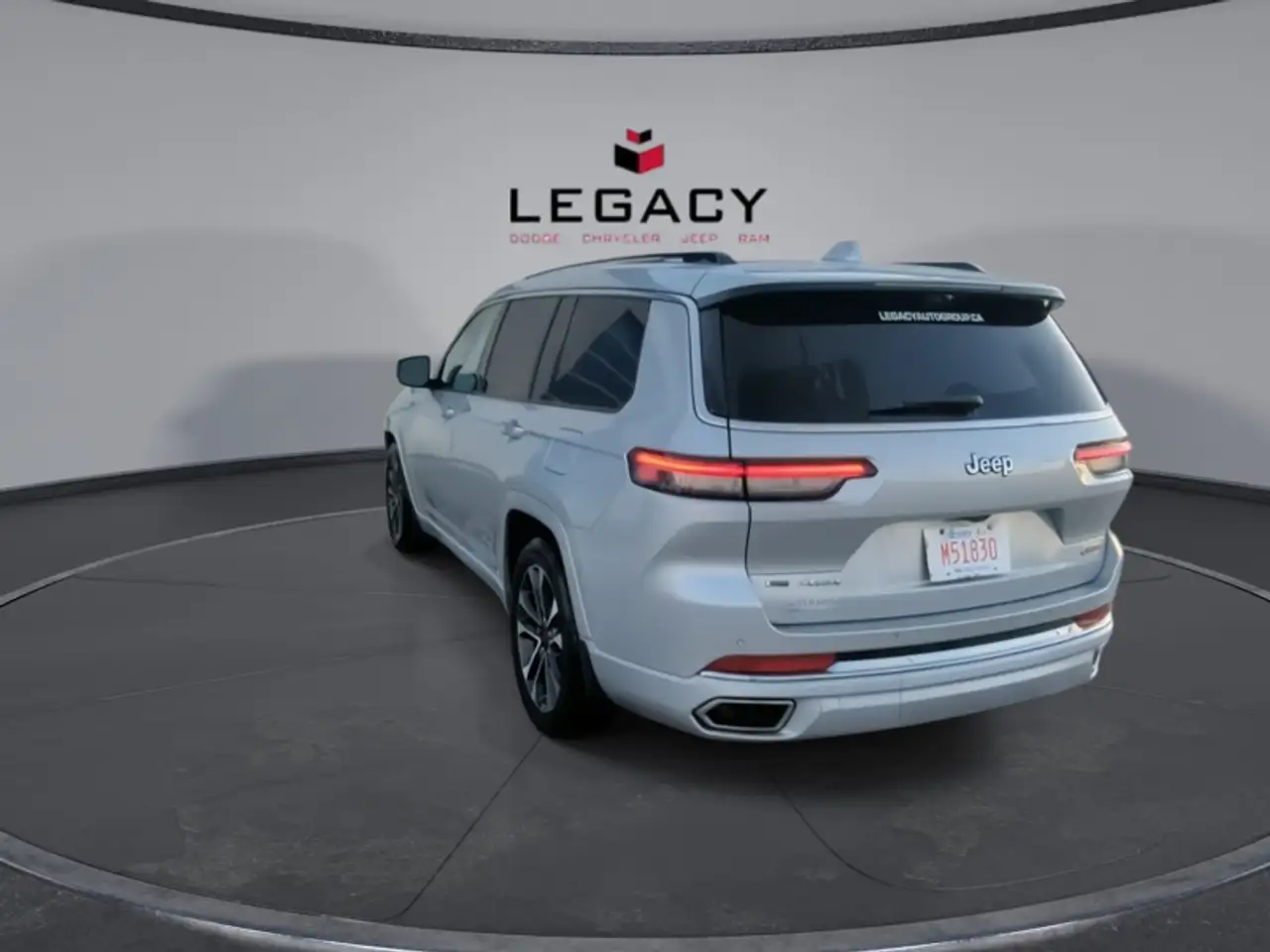 Jeep Grand Cherokee снимка Jeep Grand Cherokee
