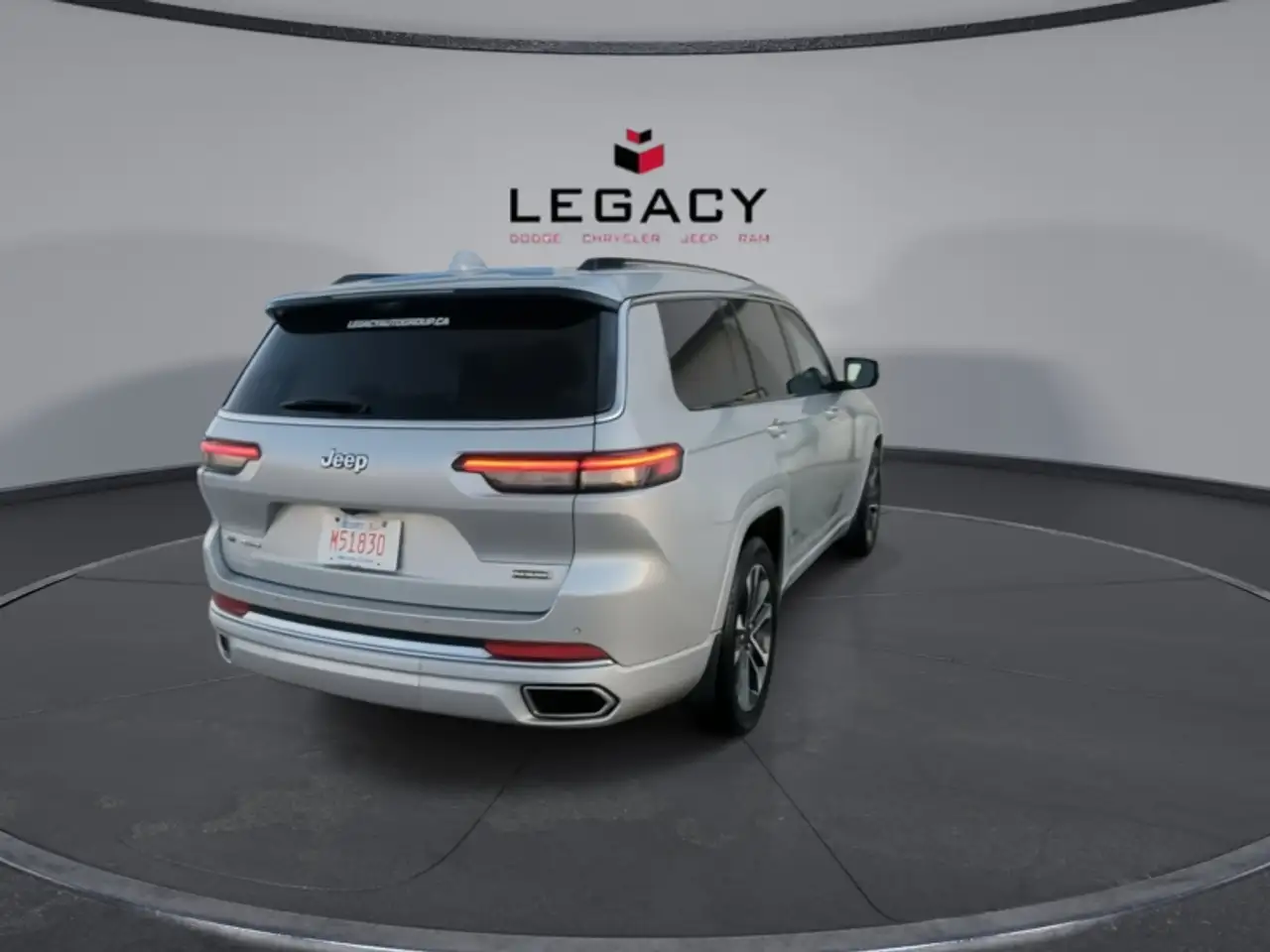Jeep Grand Cherokee снимка Jeep Grand Cherokee