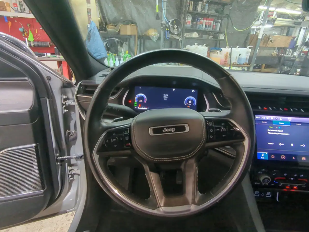 Jeep Grand Cherokee снимка Jeep Grand Cherokee