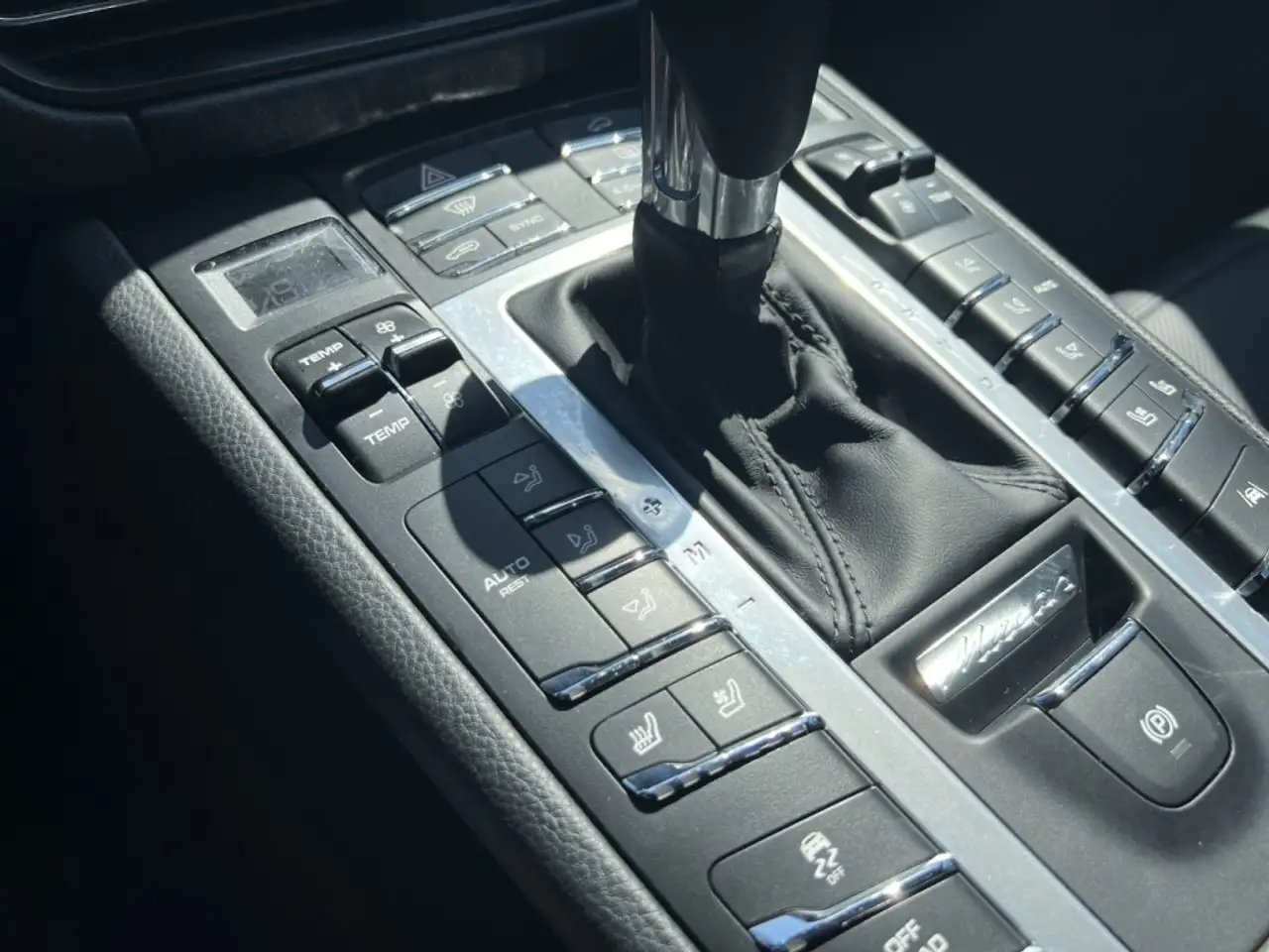 Porsche Macan снимка Porsche Macan