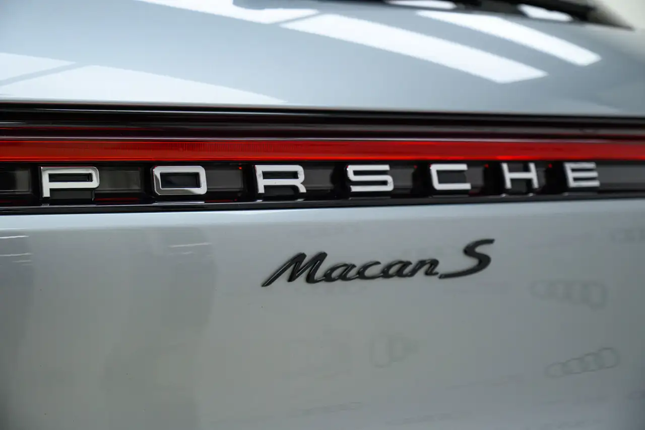 Porsche Macan снимка Porsche Macan