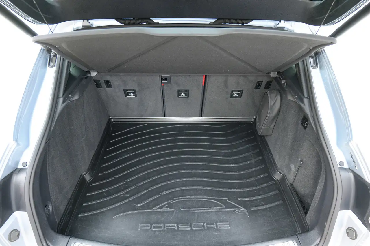Porsche Macan снимка Porsche Macan