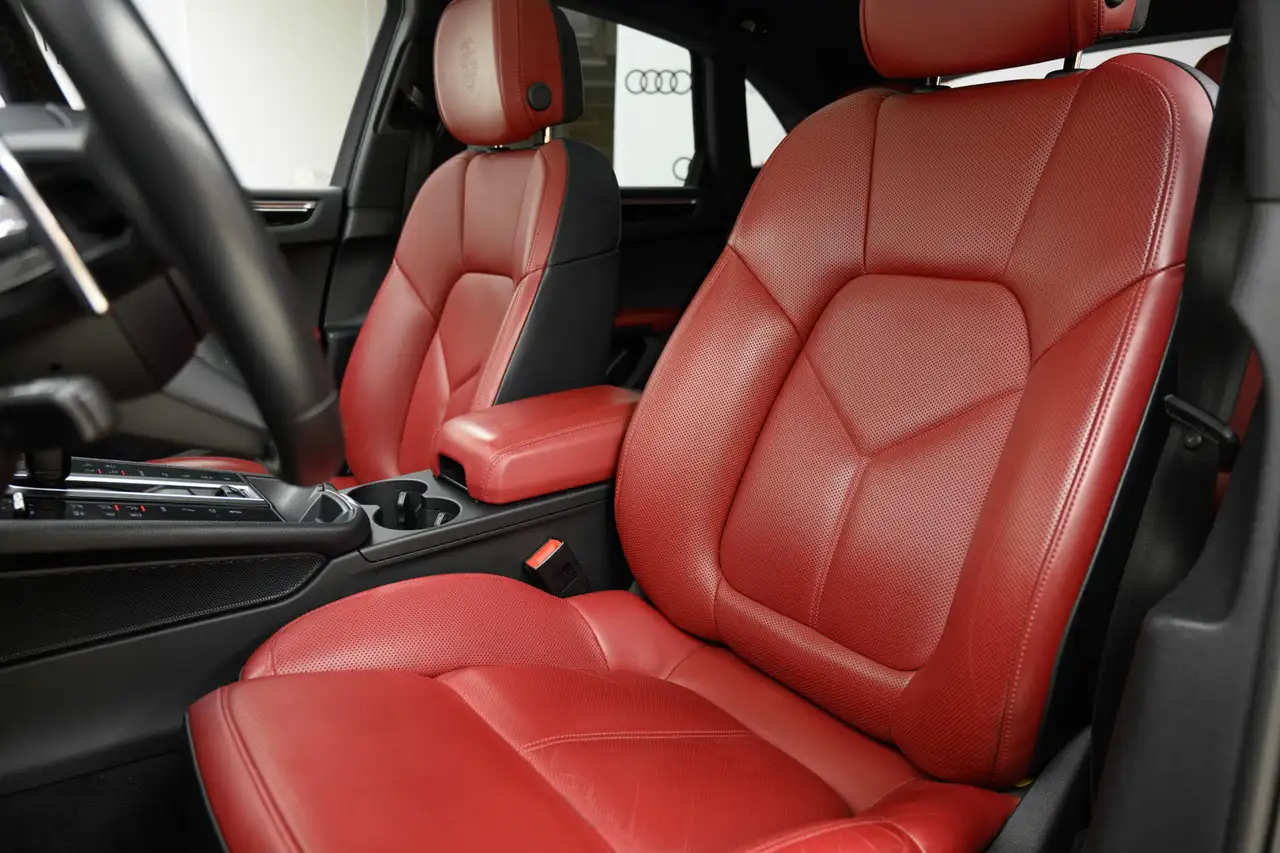 Porsche Macan снимка Porsche Macan
