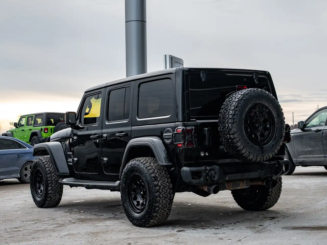 Jeep Wrangler снимка Jeep Wrangler