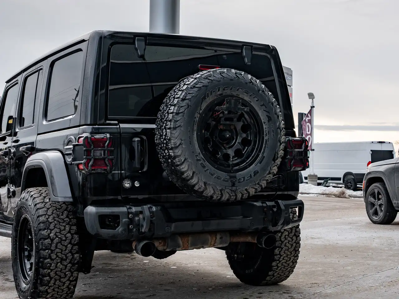 Jeep Wrangler снимка Jeep Wrangler