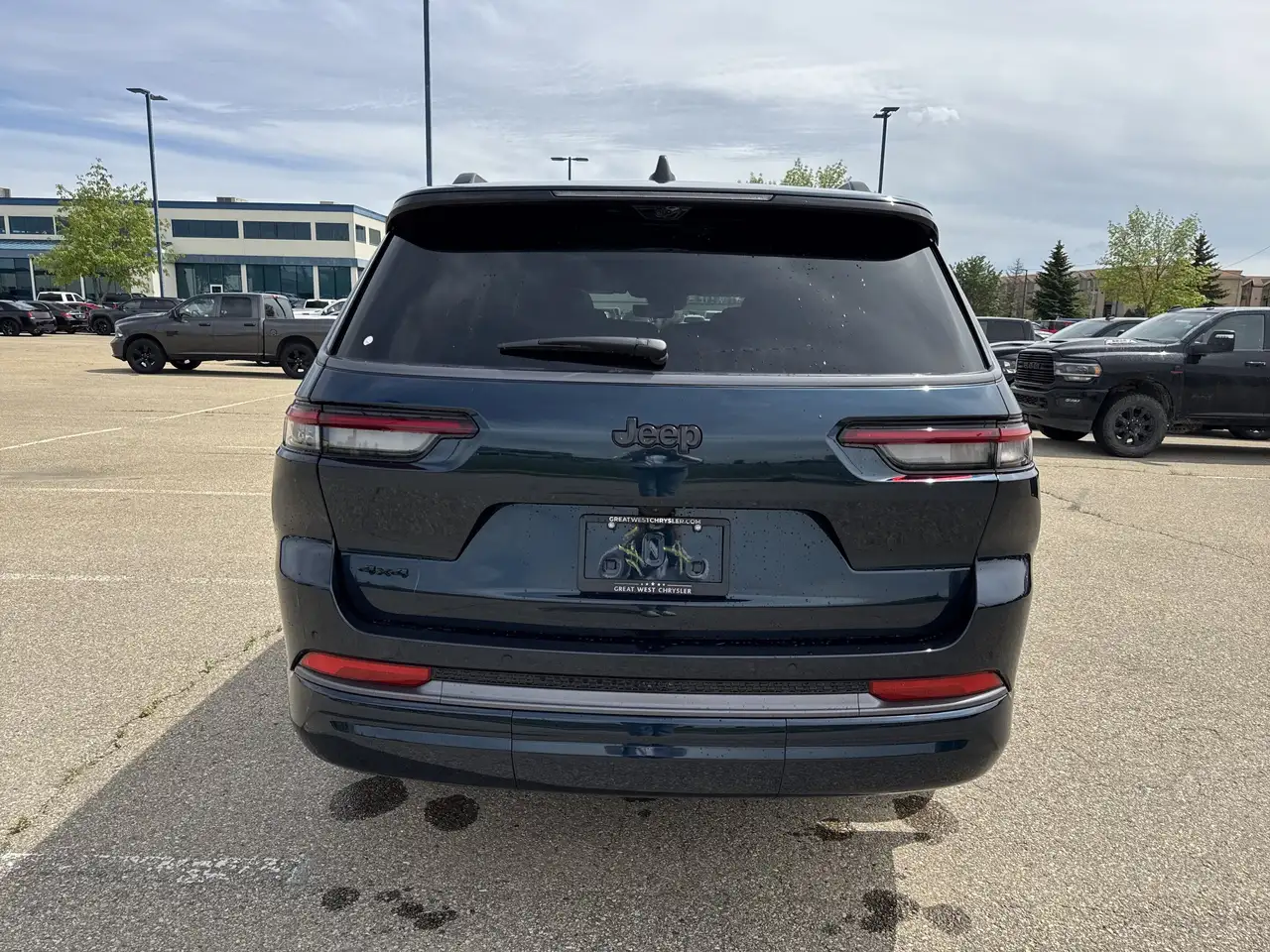Jeep Grand Cherokee снимка Jeep Grand Cherokee