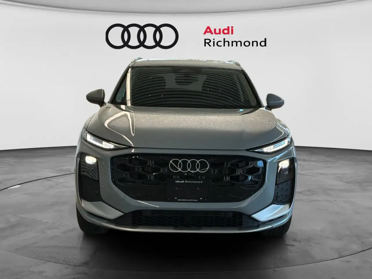 Audi Q3 photo Audi Q3