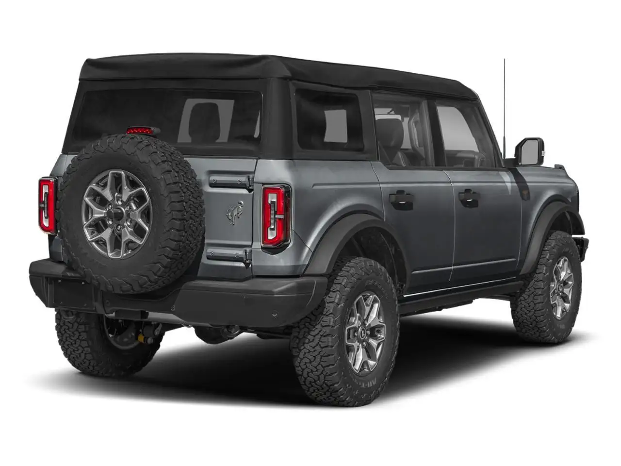 Ford Bronco photo Ford Bronco