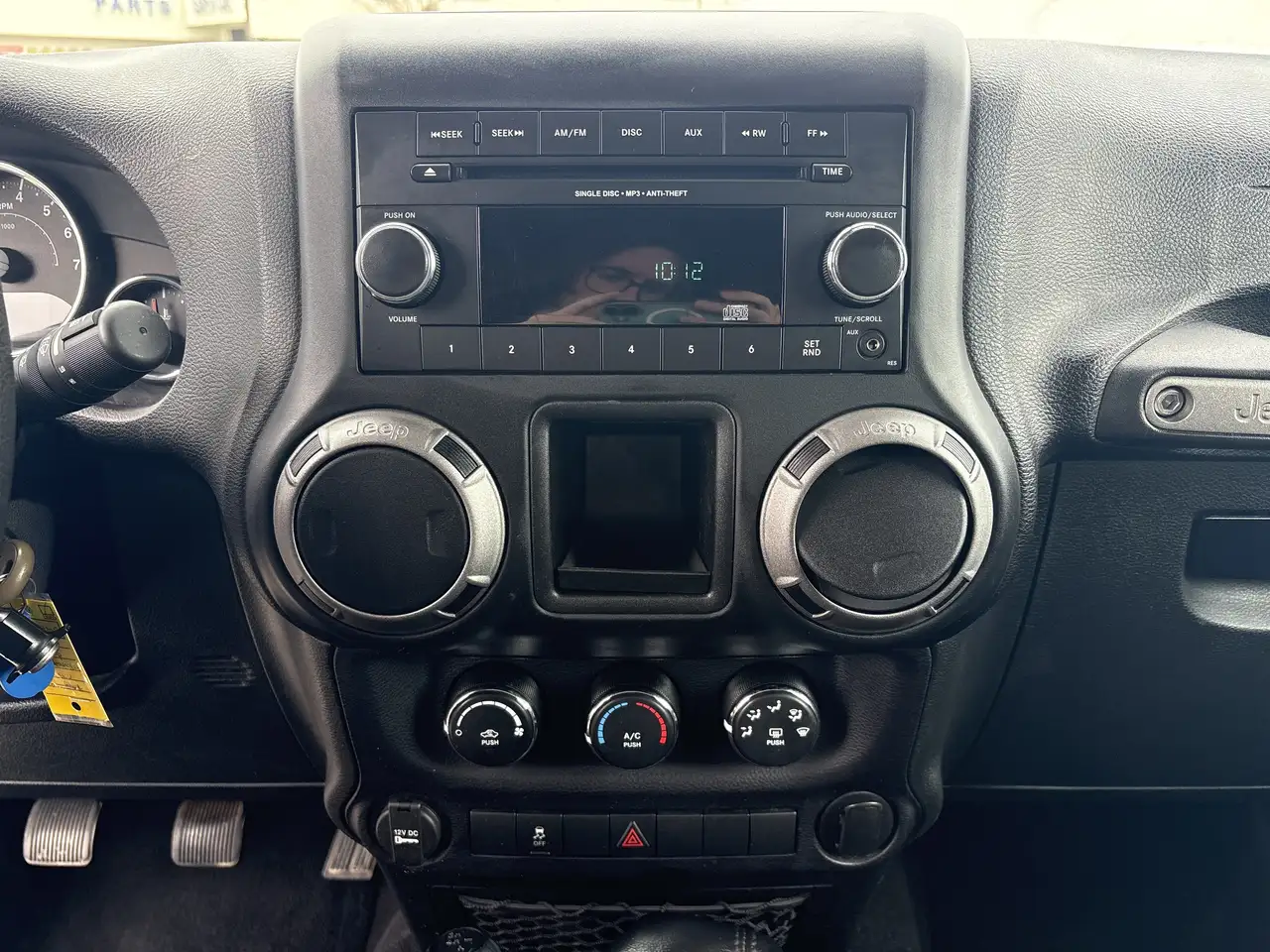 Jeep Wrangler снимка Jeep Wrangler