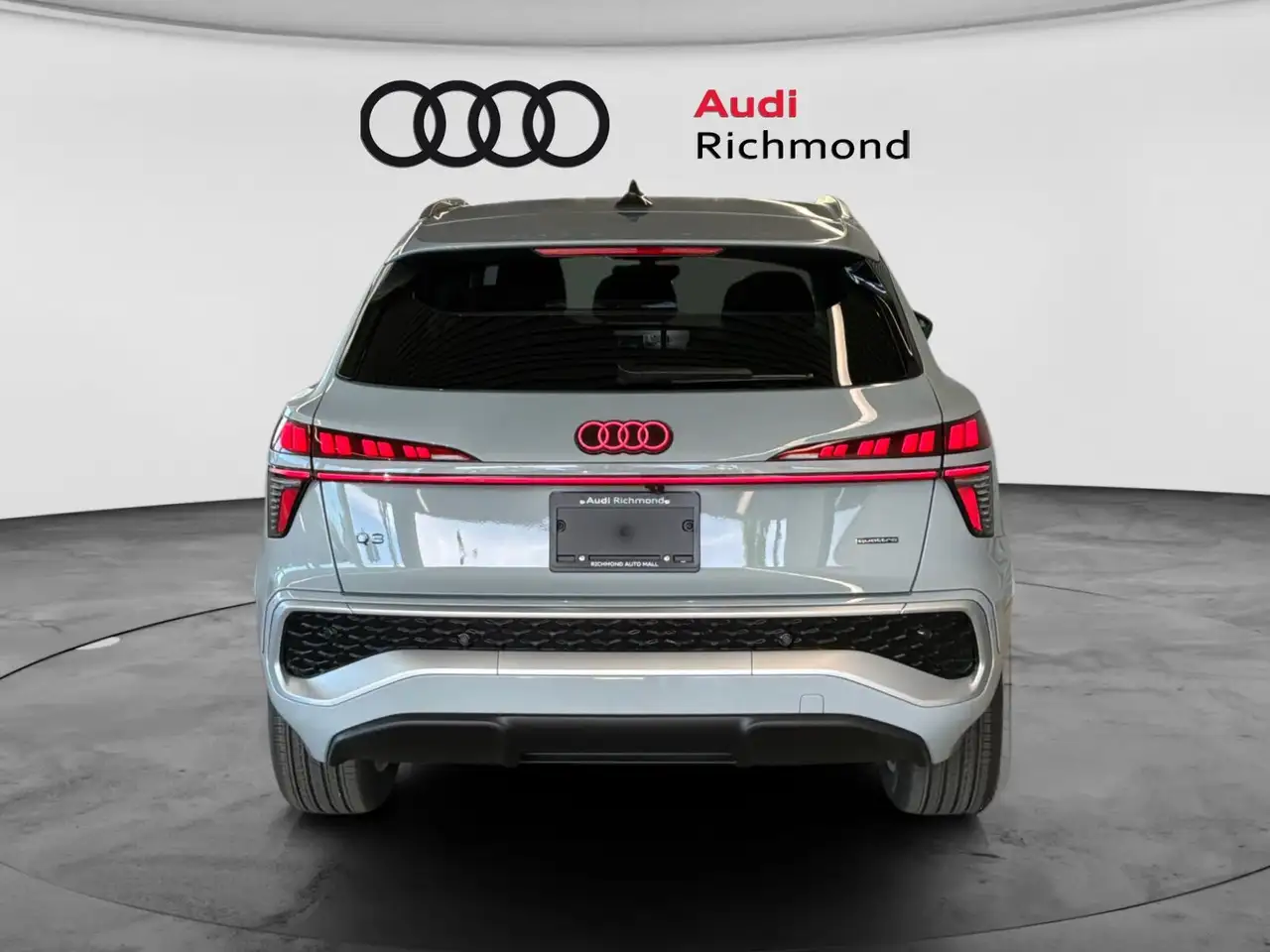 Audi Q3 photo Audi Q3