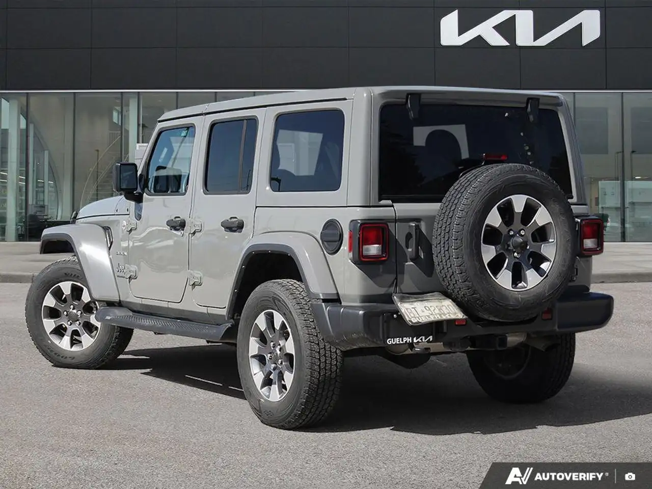 Jeep Wrangler photo Jeep Wrangler